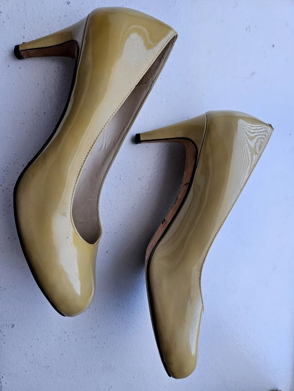 Cole Haan Size 7.5 Nike Air Women’s Patent Leather Pumps in Mustard Yellow
